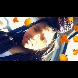 Meet your Posher, Myesha